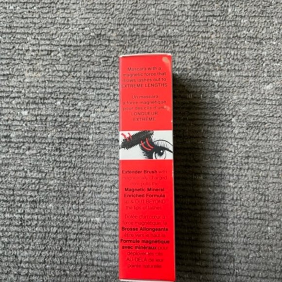 Benefit They're Real Magnet Black Mascara Trial Size - NWT - Picture 3 of 5